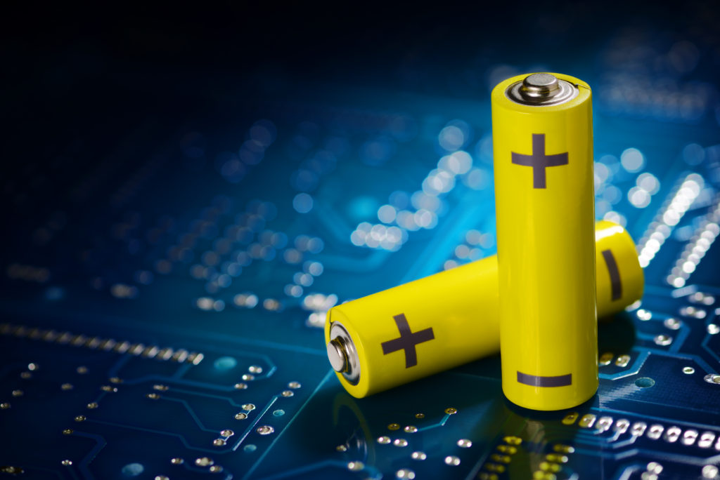 Yellow mignon battery